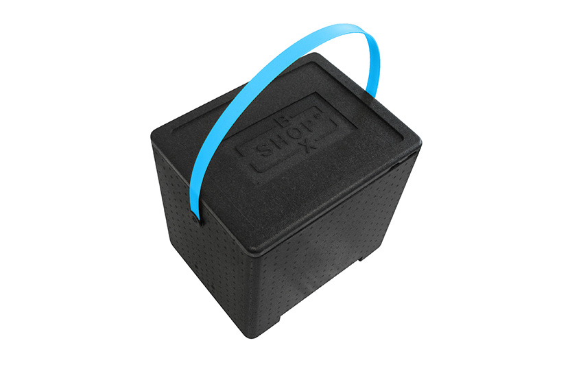 Isothermal cooler box Universal 31,2l - 415x320x320mm - Polibox Boxshop with colored handle 
